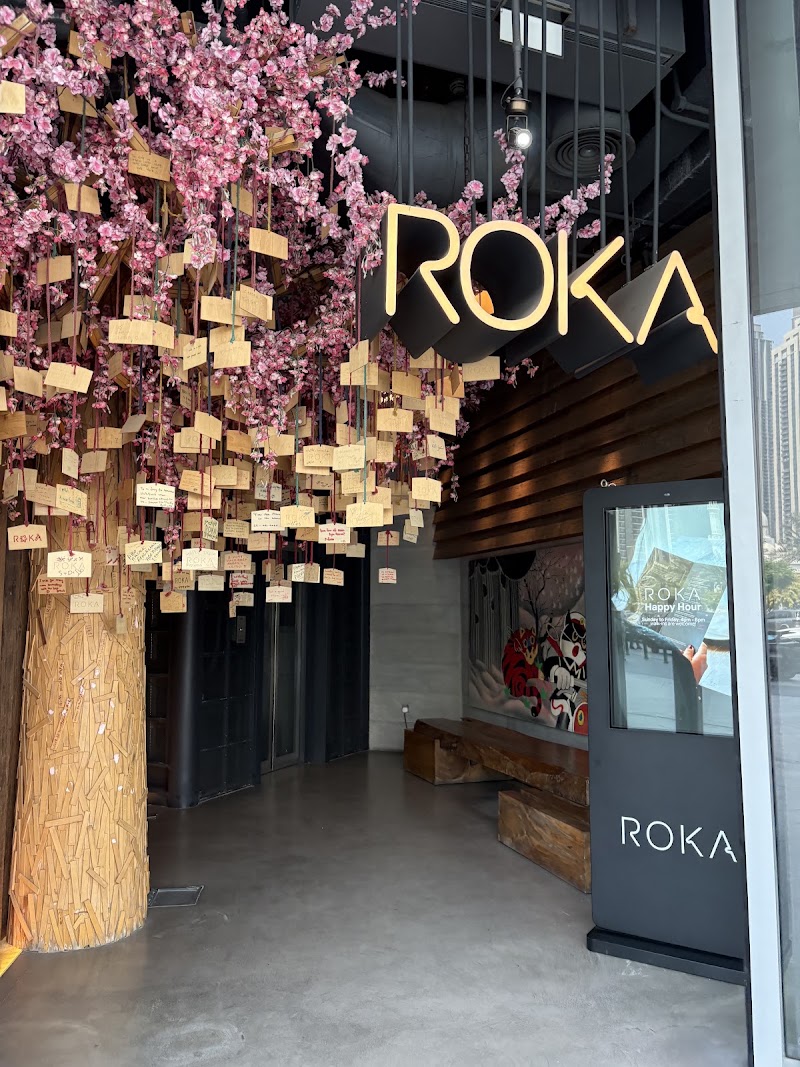 ROKA Dubai - ROKA Dubai The Opus by Omniyat Level 1 - الخليج التجاري - دبي - United Arab Emirates