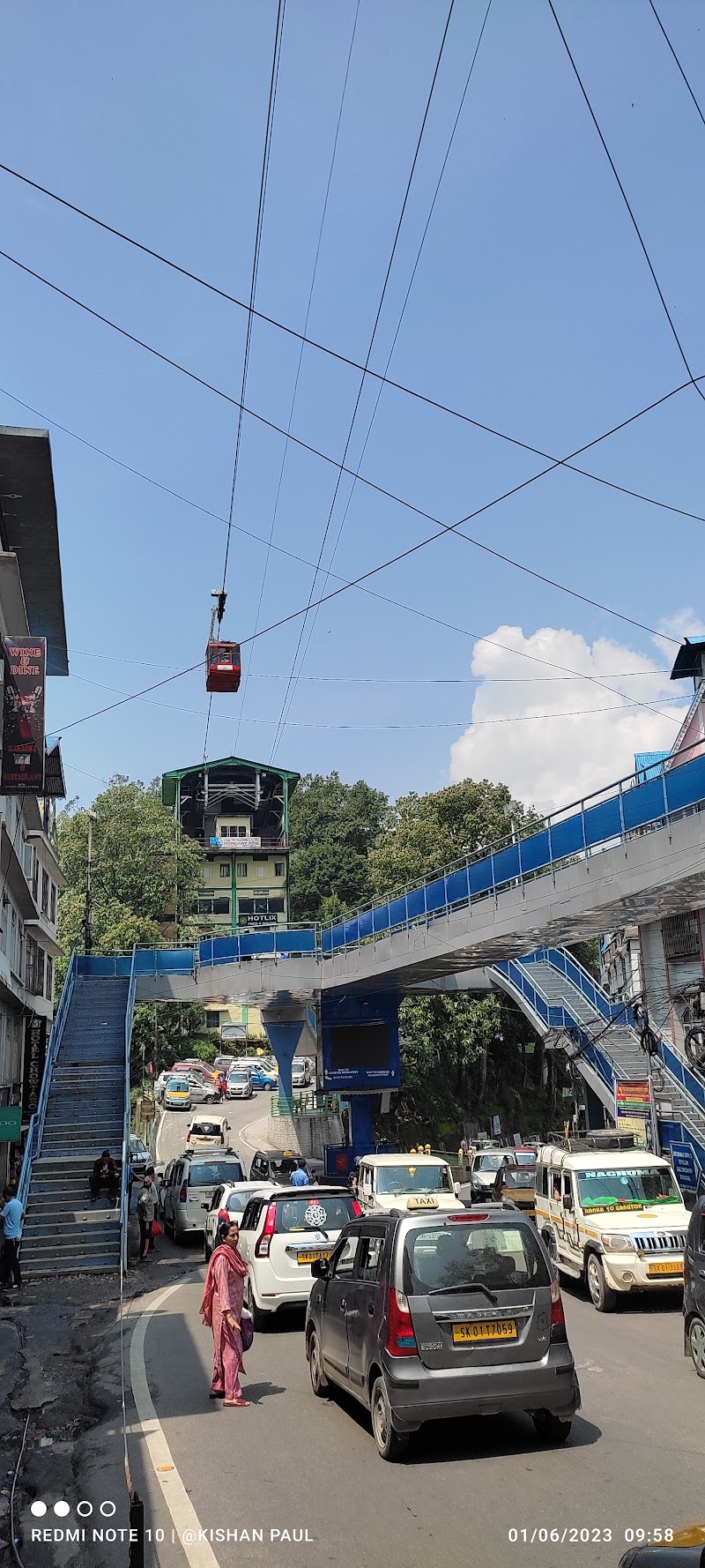 Deorali local taxi stand - Deorali local taxi stand 8J94+5QH, Syari Rd, Upper Syari, Gangtok, Sikkim 737102, India