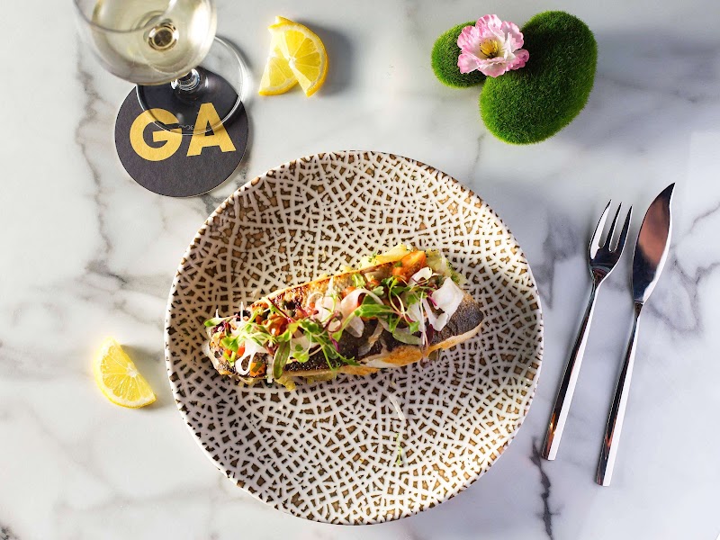 GA KINGSX - GA KINGSX 100-110 Euston Rd., London NW1 2AJ, UK