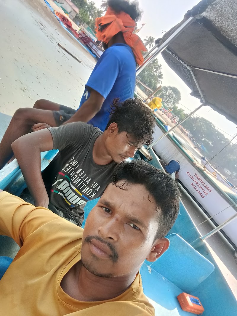 Dolphins ride Goa (Ajit boat trips) - Dolphins ride Goa (Ajit boat trips) Goa Calling Boat Trips at Nerul Coco Beach, FQXM 2WF, Coco, Nerul, Goa 403114, India