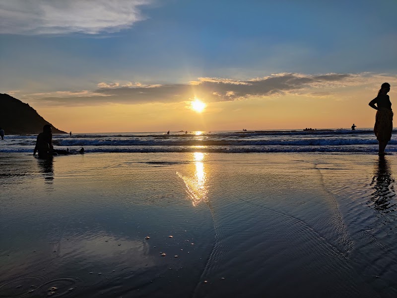 Kudle Beach - Kudle Beach G8G8+C47, Gokarna, Karnataka, India