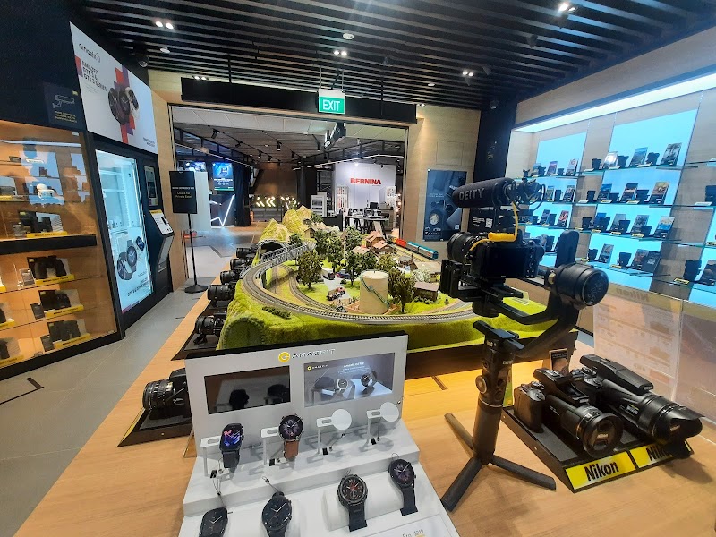 Nikon Experience Hub Singapore - Nikon Experience Hub Singapore 107 N Bridge Rd, #03-13 Funan, Singapore 179105