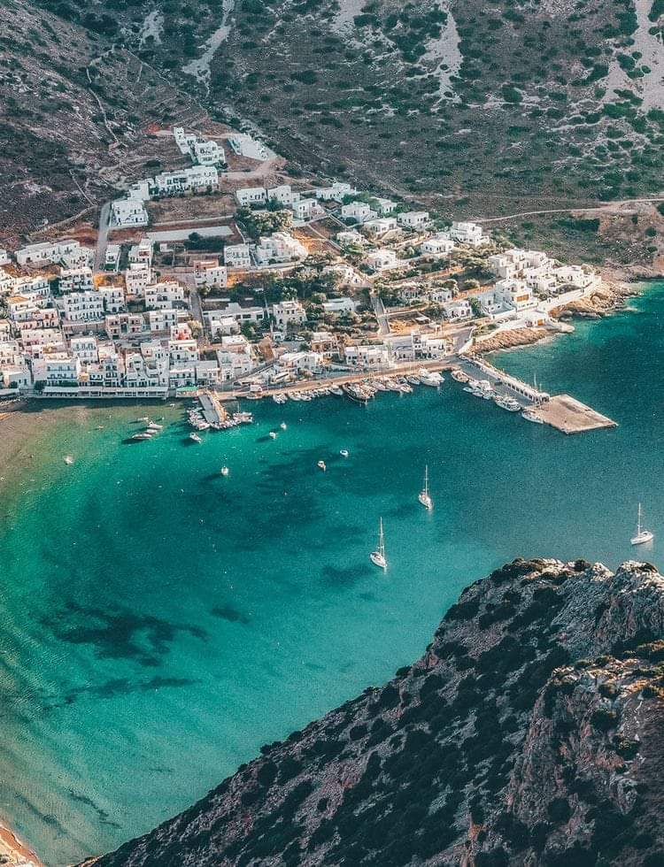 Kamares