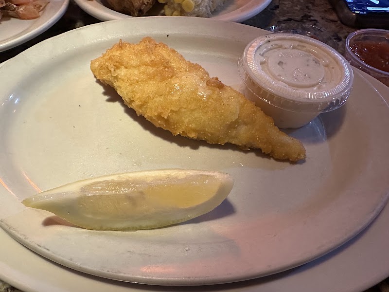 Harbor House Restaurant - Harbor House Restaurant 34250 Groesbeck Hwy, Clinton Township, MI 48035, USA