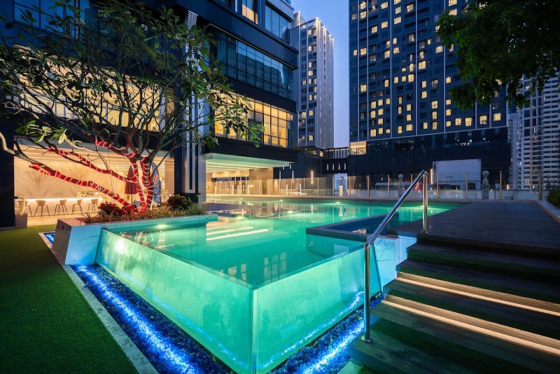 SILQ Hotel & Residence
