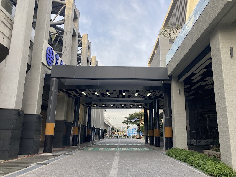 Fengyuan Transfer Station - Fengyuan Transfer Station, No. 139號, Section 1, Fengshi Rd, Wengming Village, Fengyuan District, Taichung City, Taiwan 420