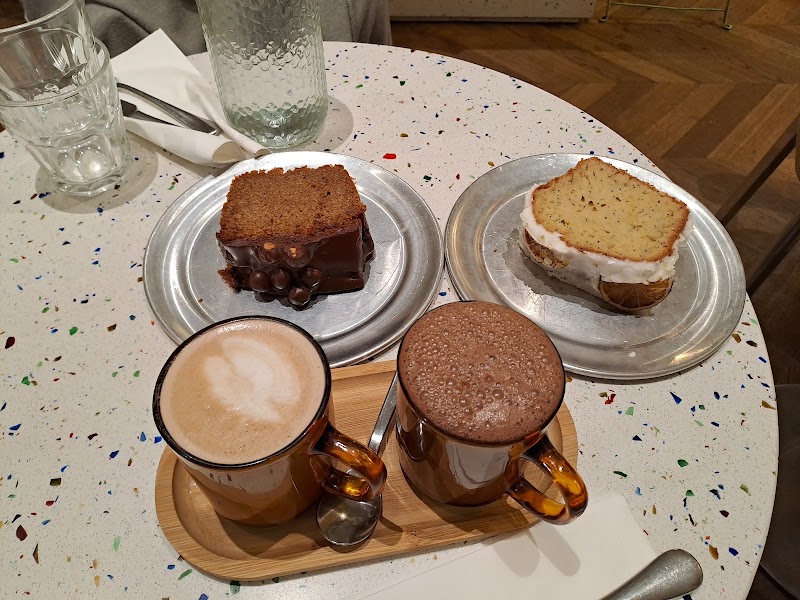 Noglu - Noglu 69 Rue de Grenelle, 75007 Paris, France