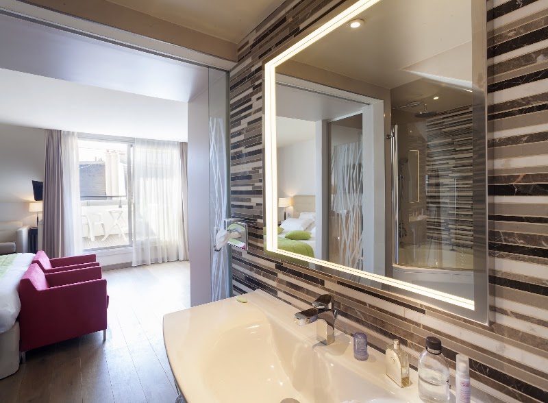 Hôtel Université Saint Germain des Prés - Hôtel Université Saint Germain des Prés 22 Rue de l'Université, 75007 Paris, France
