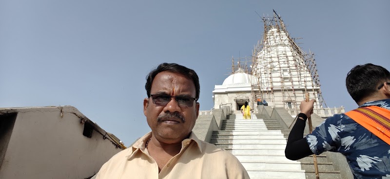Tamilnadu jain bhavan - Tamilnadu jain bhavan 246X+PQ2, Madhuban Main Rd, sikharjee, Birangara, Jharkhand 825329, India