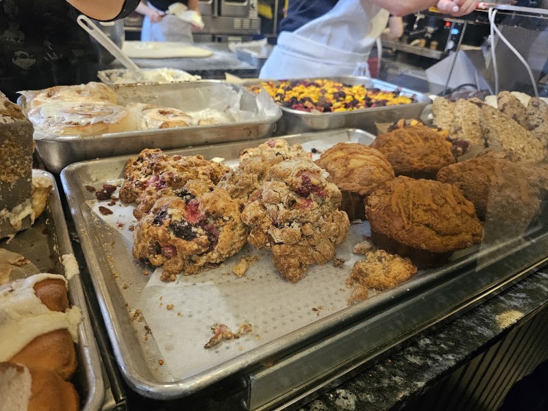 Isles Bun & Coffee - Isles Bun & Coffee, 1424 W 28th St, Minneapolis, MN 55408, USA