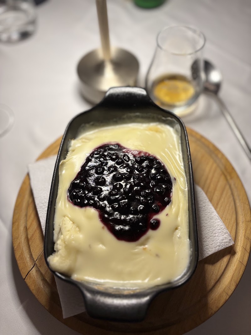 Lanterna na Dolcu - Lanterna na Dolcu Opatovina 31, 10000, Zagreb, Croatia
