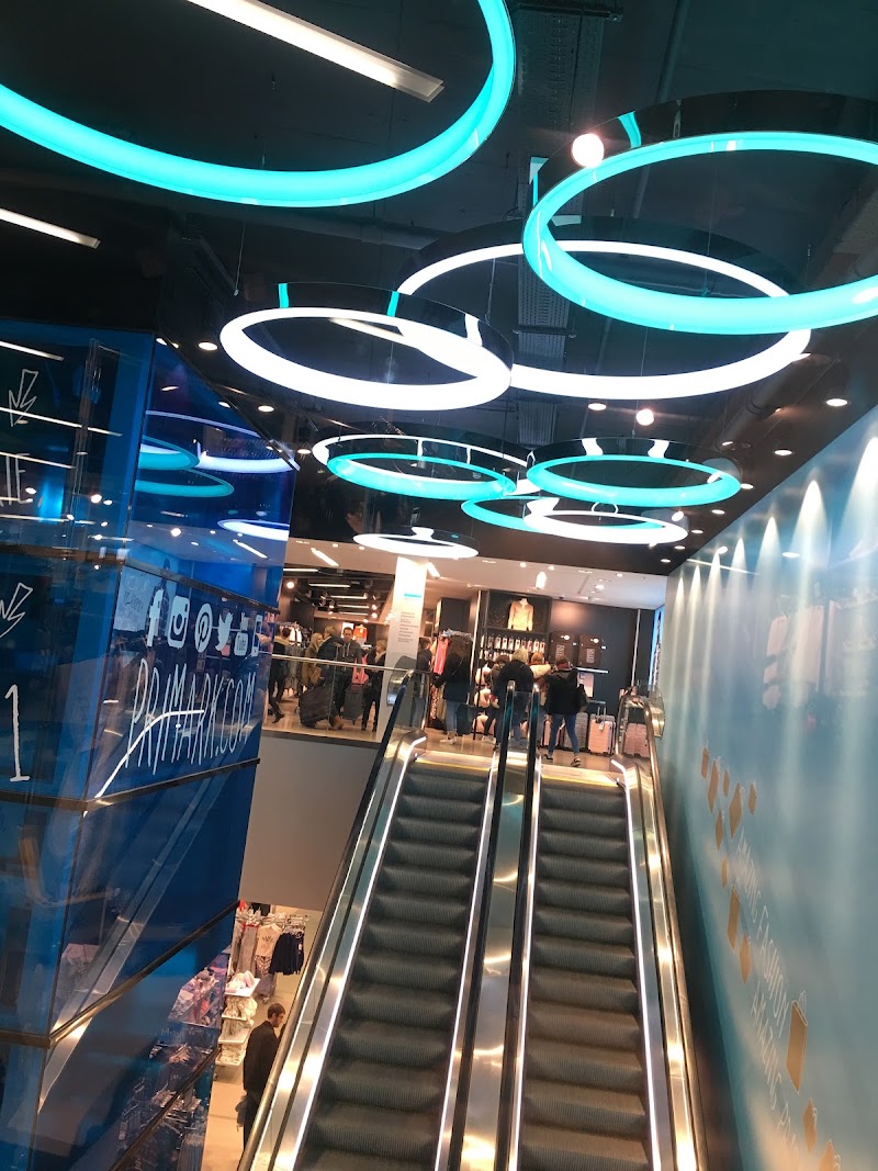 Primark - Primark, Langemunt 54, 9000 Gent, Belgium