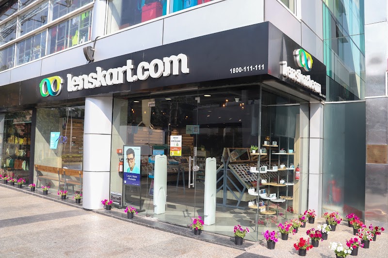 Lenskart.com at MGF Metropolitan Mall, Gurugram (First Lens Replacement Free)