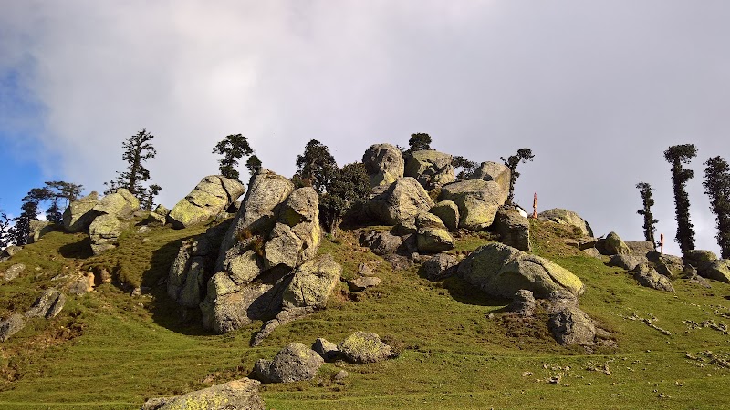 Churdhaar Peak - Churdhaar Peak, Himachal Pradesh 171211, India
