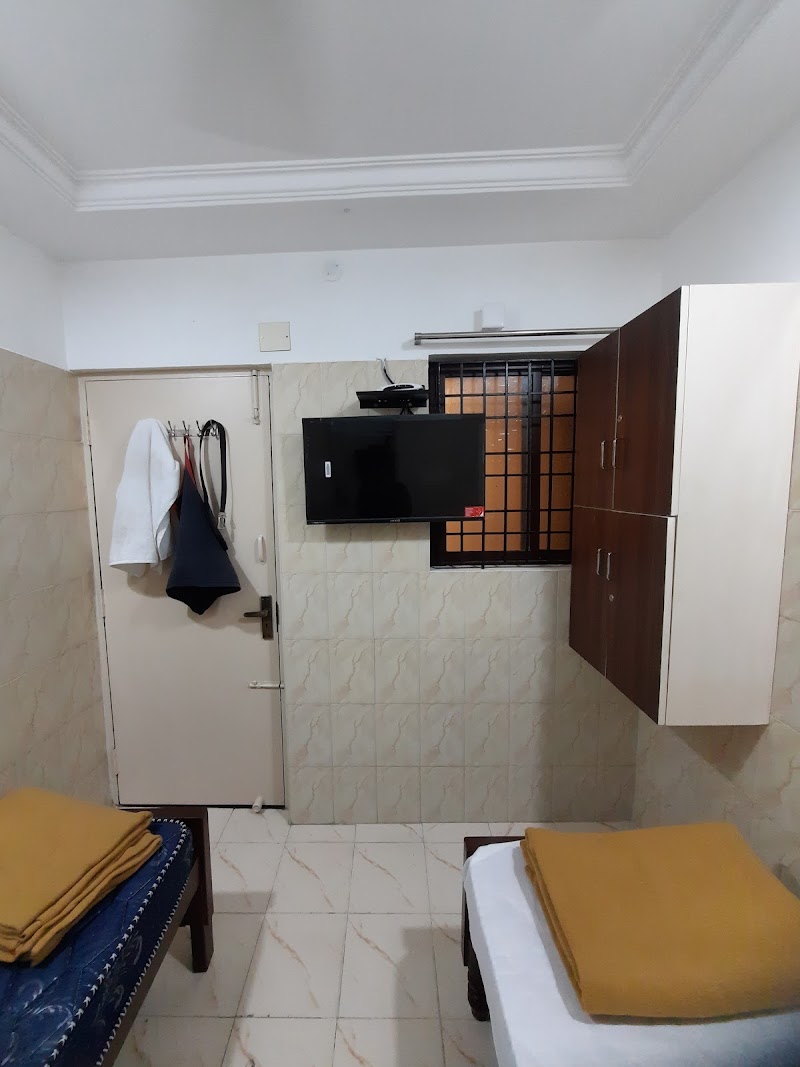 SRI DEVI RESIDENCY - SRI DEVI RESIDENCY 27X2+GG4, V V Koil St, Vellala Teynampet, Chokkalingam Nagar, Teynampet, Chennai, Tamil Nadu 600086, India
