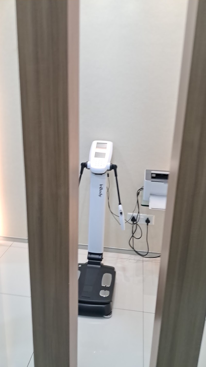 Oliva Skin, Hair & Laser Clinic Aundh, Pune | Best Dermatologist In Pune For Skin Rejuvenation & Hair Loss Treatments - Oliva Skin, Hair & Laser Clinic Aundh, Pune | Best Dermatologist In Pune For Skin Rejuvenation & Hair Loss Treatments Ground Floor, Jai Hind Building, Khond Arcade, Parihar chowk, ITT Road, opposite State Bank Of India, Sanghvi Nagar, Aundh, Pune, Maharashtra 411067, India