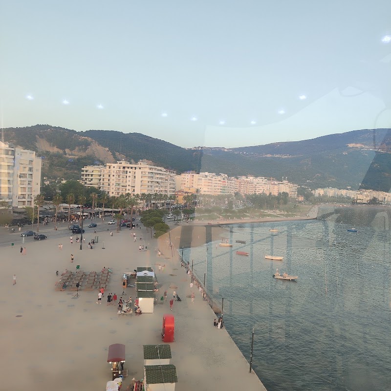 Beach side walk - Beach side walk, Rruga Çamëria 1, Vlora 9401, Albania