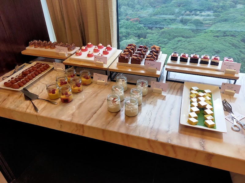 The JW Lounge - The JW Lounge 24, 24/1, Vittal Mallya Rd, KG Halli, Shanthala Nagar, Ashok Nagar, Bengaluru, Karnataka 560001, India