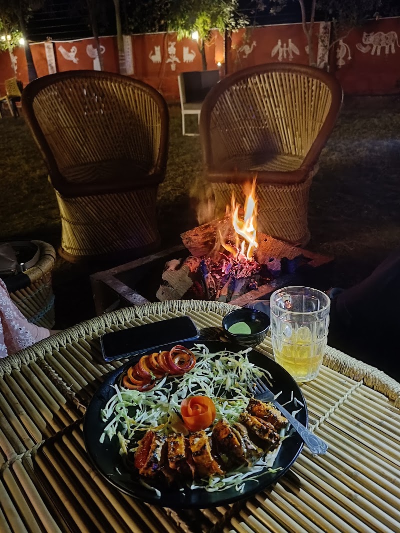 Jogi Mahal Pure Veg Cafe and Restaurant - Jogi Mahal Pure Veg Cafe and Restaurant Shilpgram Rd, Ramsinghpura, Sawai Madhopur, Rajasthan 322001, India