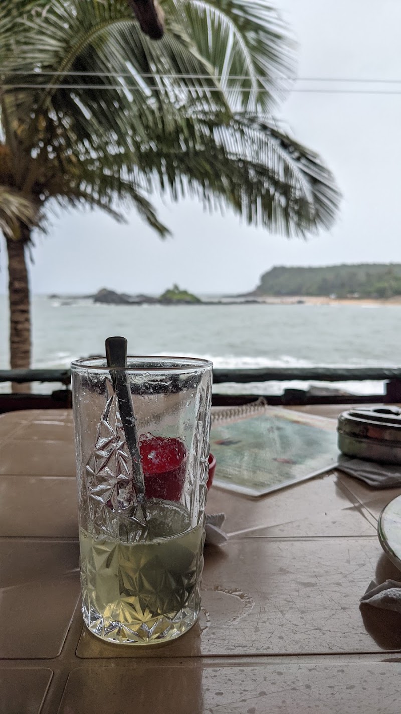 Dolphin Shanti Café - Dolphin Shanti Café G88G+XGW, Om Beach - Half Moon Beach - Paradise Beach Trail, Gokarna, Karnataka 581326, India