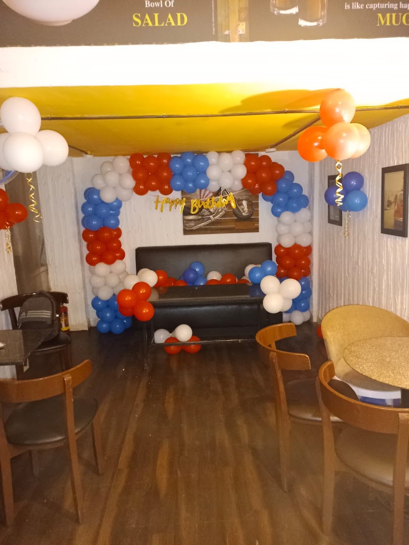 Chaai Centre Café & Co-working - Chaai Centre Café & Co-working Shop No-14, Mayuresh Cosmos, Sector 11, CBD Belapur, Navi Mumbai, Maharashtra 400614, India
