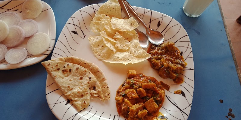 Ishwariya Post Restaurant - Ishwariya Post Restaurant, Jamnagar - Rajkot Hwy, near Eshwariya Temple, Madhapar, Rajkot, Gujarat 360006, India