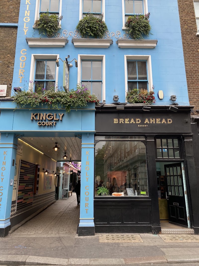 Bread Ahead South Kensington - Bread Ahead South Kensington 5-7 Pelham St, South Kensington, London SW7 2ND, UK