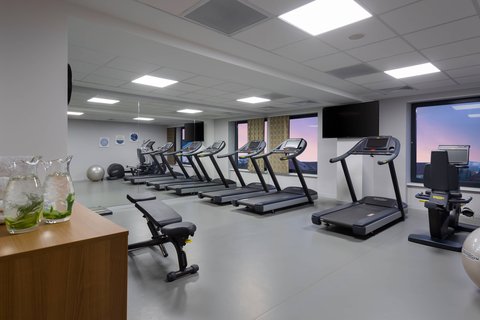 Courtyard by Marriott Bucharest Floreasca - Courtyard by Marriott Bucharest Floreasca Boulevard, Bulevardul Dimitrie Pompeiu 2 A, 020337 București, Romania
