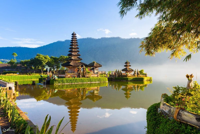 Bali Handara Gate - Bali Handara Gate, Jl. Raya Singaraja-Denpasar, Pancasari, Kec. Sukasada, Kabupaten Buleleng, Bali 81161, Indonesia