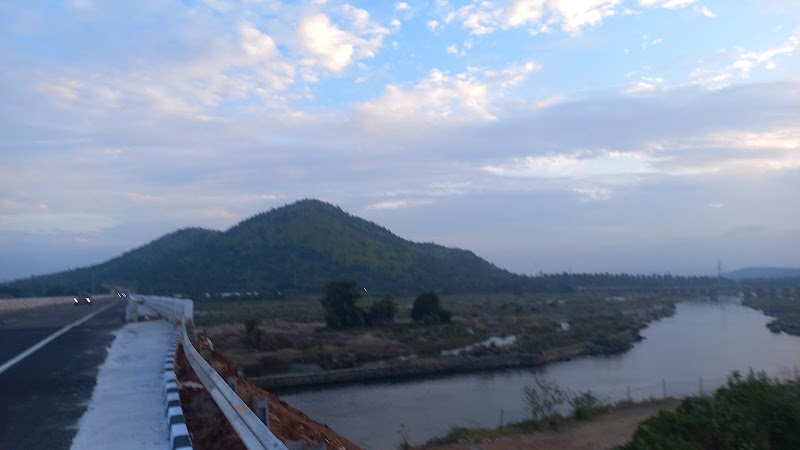 Satthegala hand post New Bridge - Satthegala hand post New Bridge, 7545+2F, Sathegala, Belakavadi, Karnataka 571440, India