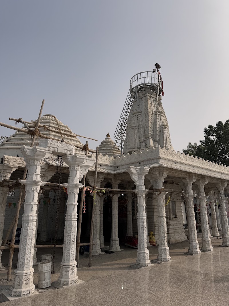 Karni Mata Temple Hike Start Point - Karni Mata Temple Hike Start Point, HM9P+3HM, Unnamed Road, Pichola, Udaipur, Rajasthan 313001, India