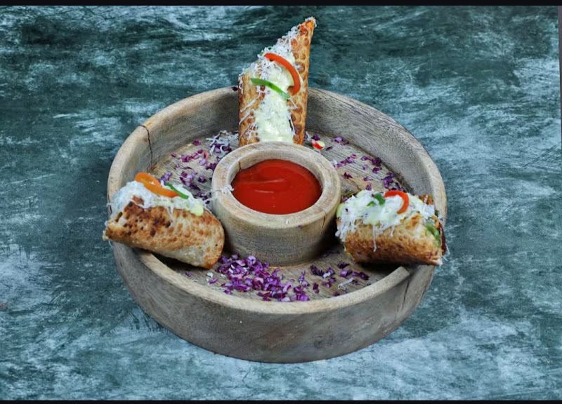 16 west cafe - 16 west cafe Dr Vikram Sarabhai Marg, L Colony, Ambawadi, Ahmedabad, Gujarat 380006, India