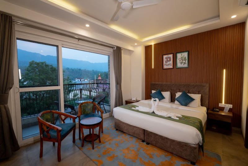 HOLYWATER Hotel by Ganga Kinare - HOLYWATER Hotel by Ganga Kinare Virbhadra Rd, near AIIMS, Avas Vikas Colony, Rishikesh, Veerbhadra, Uttarakhand 249201, India