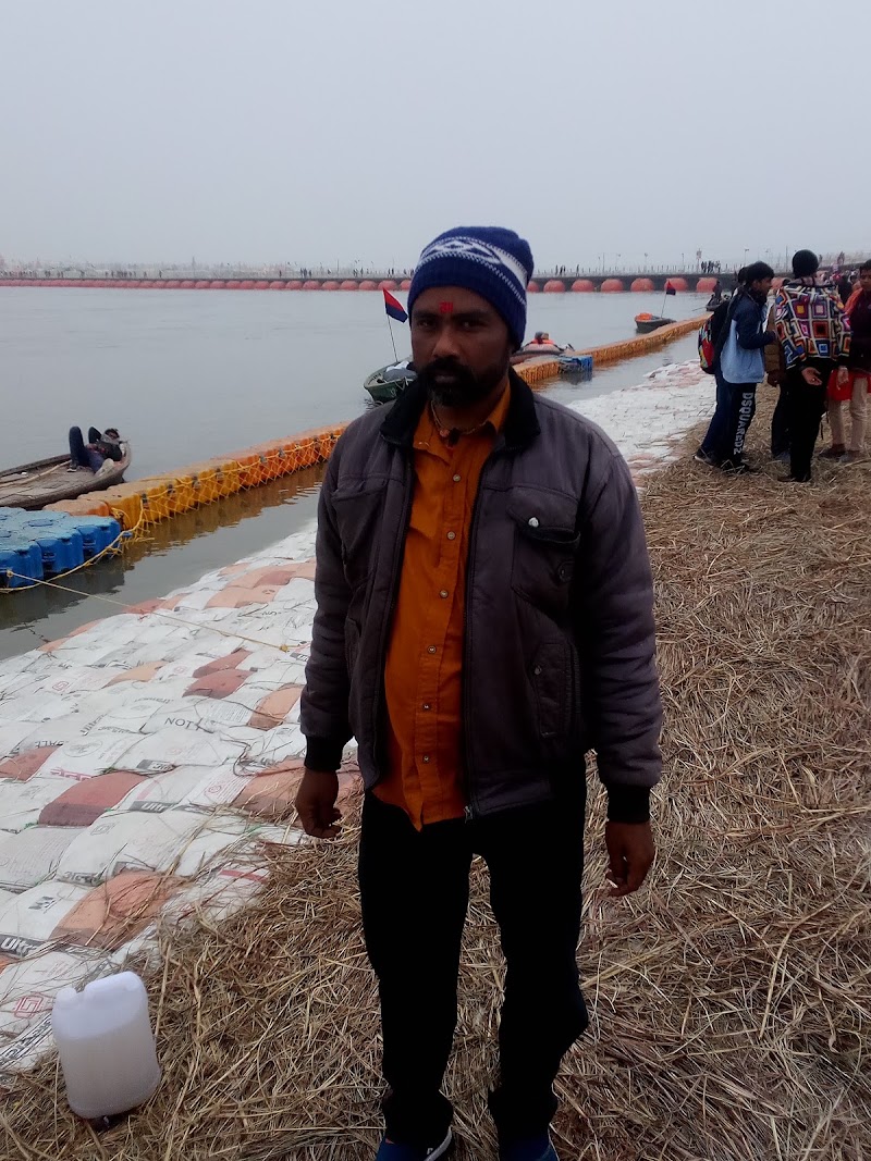 Triveni Sangam Maha Kumbh Snan Ghat - Triveni Sangam Maha Kumbh Snan Ghat CVGJ+XRX, Prayagraj, Uttar Pradesh 211006, India