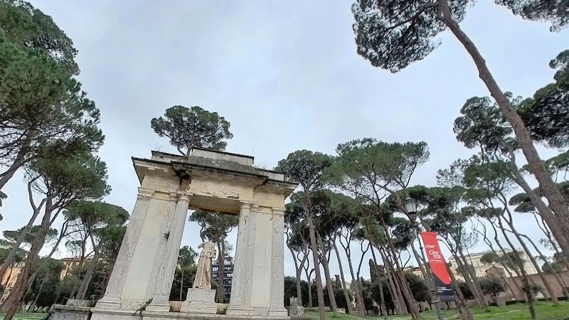 Fontana dei Pupazzi - Fontana dei Pupazzi, Viale dei Pupazzi, 00197 Roma RM, Italy