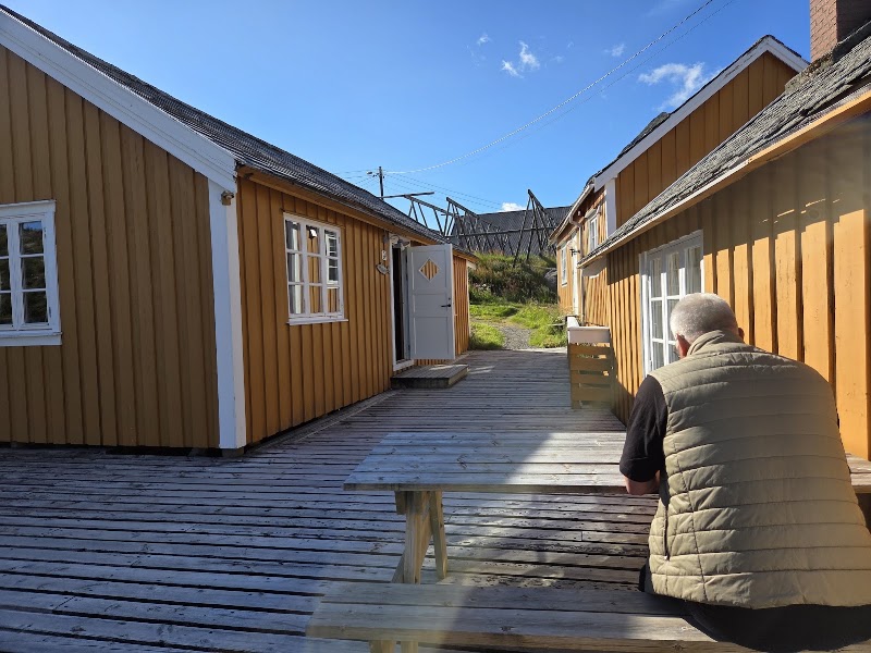 Sakrisøy Rorbuer AS - Sakrisøy Rorbuer AS Sakrisøya 2, 8390 Reine, Norway