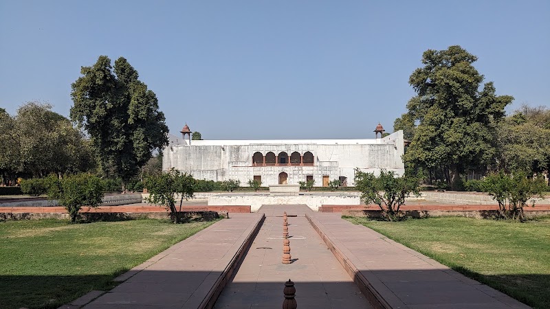 Diwan-e-Aam, Delhi - Diwan-e-Aam, Delhi M64R+8W3, opp. Chandini Chowk, Old Delhi, Lal Qila, Chandni Chowk, Delhi, 110006, India