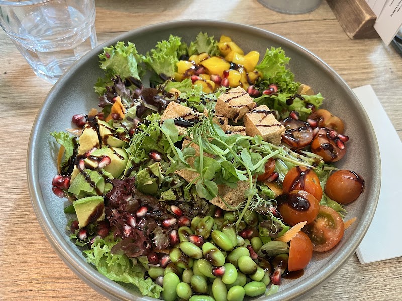 HAPPY BEAN bistro & café - HAPPY BEAN bistro & café Laubova 1659/2, Vinohrady, 130 00 Praha-Praha 3, Czechia