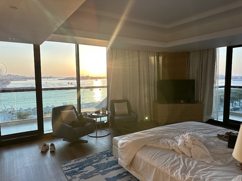 Marriott Resort Palm Jumeirah, Dubai - Marriott Resort Palm Jumeirah, Dubai Palm West Beach - Palm Jumeirah Rd - Nakhlat Jumeira - Dubai - United Arab Emirates