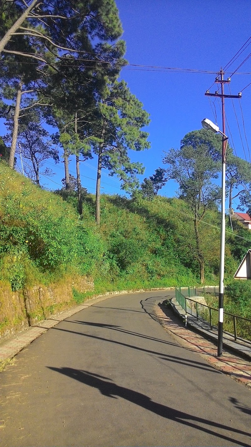 Upper Mall Road, kasauli - Upper Mall Road, kasauli VXX9+5PM, Kasauli, Himachal Pradesh 173204, India