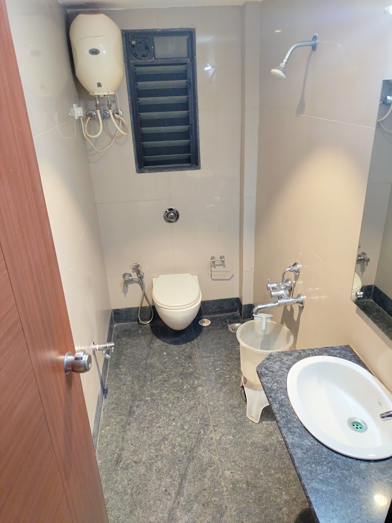 Hotel Sumanchandra Suites !! होटल सुमनचंद्र सूट !! Corporate Hotel !! Business Hotel - Hotel Sumanchandra Suites !! होटल सुमनचंद्र सूट !! Corporate Hotel !! Business Hotel Pandav Caves, Agra - Mumbai Hwy, near Phalke Smarak, Buddha Vihar, Pathardi Phata, Nashik, Maharashtra 422010, India