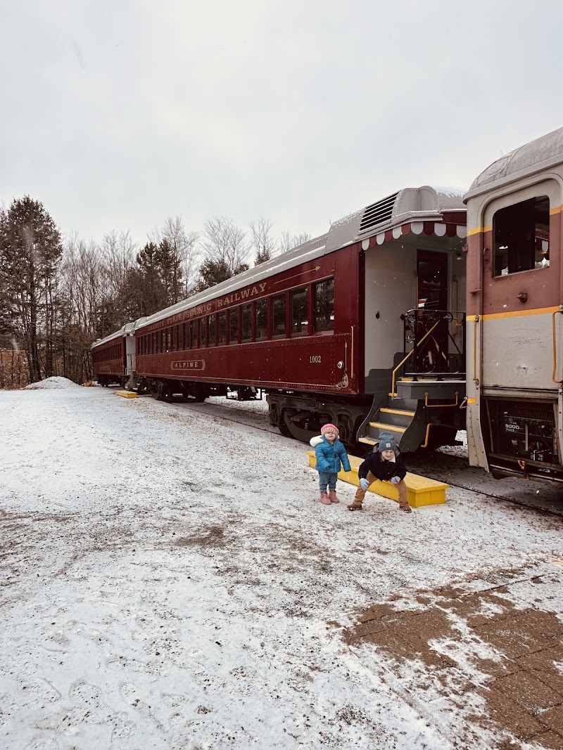 Granite State Railway - Granite State Railway 64 Railroad St, Lincoln, NH 03251, USA