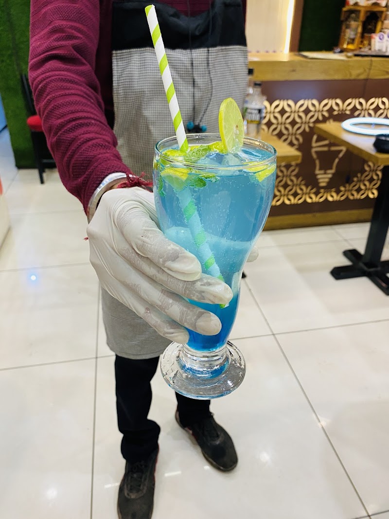 Lite Meal Cafe & Restaurant - Lite Meal Cafe & Restaurant Aren corporate, Race Course Rd, beside CSB Bank, New Palasia, Indore, Madhya Pradesh 452001, India