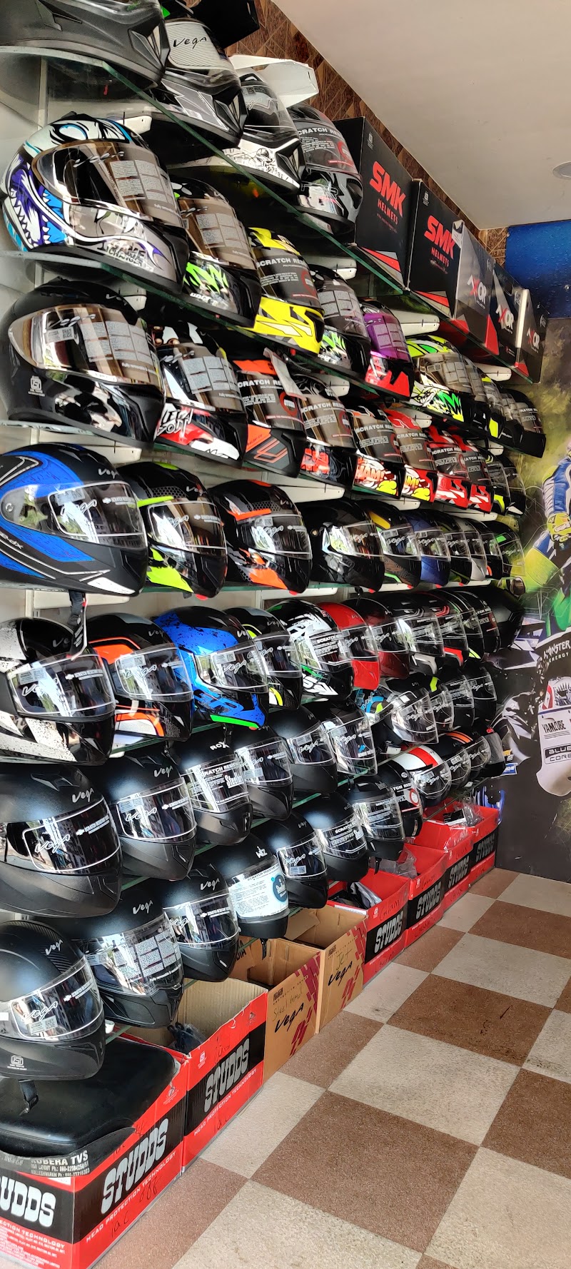 WK Seat cover and Helmet