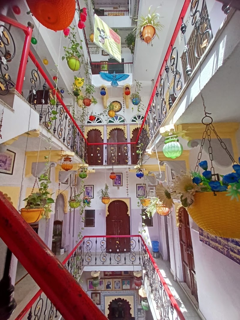 Nukkad Restaurant & cafe -Pure Veg Restaurant in Chandpole Udaipur