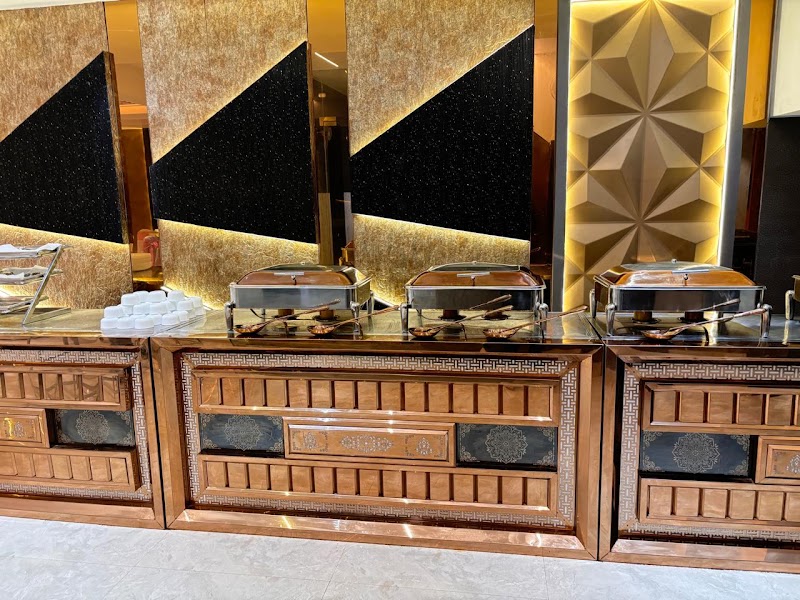 Hotel Ronak Group - Hotel Ronak Group, opp. Diamond Carpet, near KFC, Taj Nagari Phase 1, Tajganj, Agra, Uttar Pradesh 282004, India