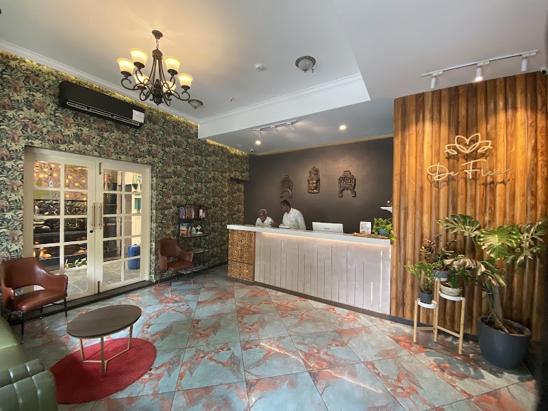 De Fleur Hotel - De Fleur Hotel 285, Mission Street, Laporte St, Corner, Puducherry, 605001, India