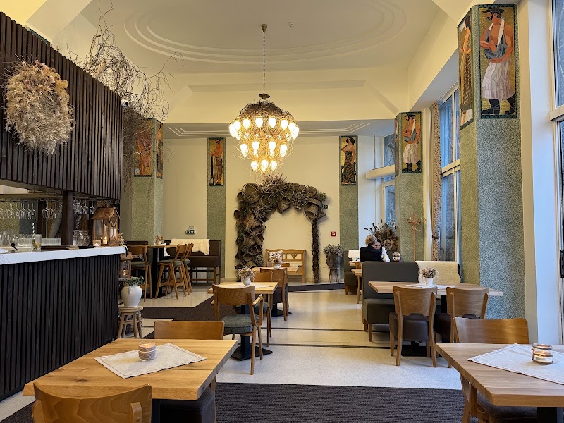ROLAND Slovak Restaurant