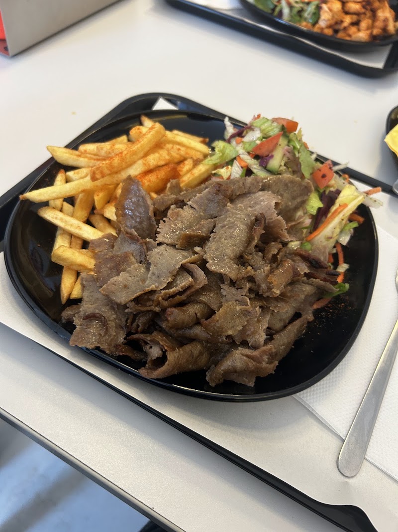Londen kebab - Londen kebab Londenstraat 45, 2000 Antwerpen, Belgium