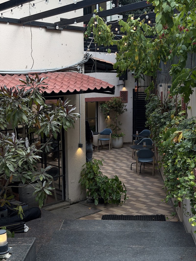 Cravery Cafe - Cravery Cafe Film Nagar, Plot No 416A, Road No. 78, Phase III, Jubilee Hills, Hyderabad, Telangana 500096, India